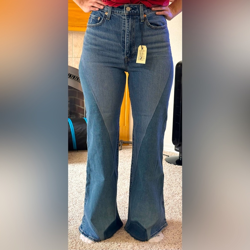 Levis Ribcage Bell, custom design 27x32 super high-rise